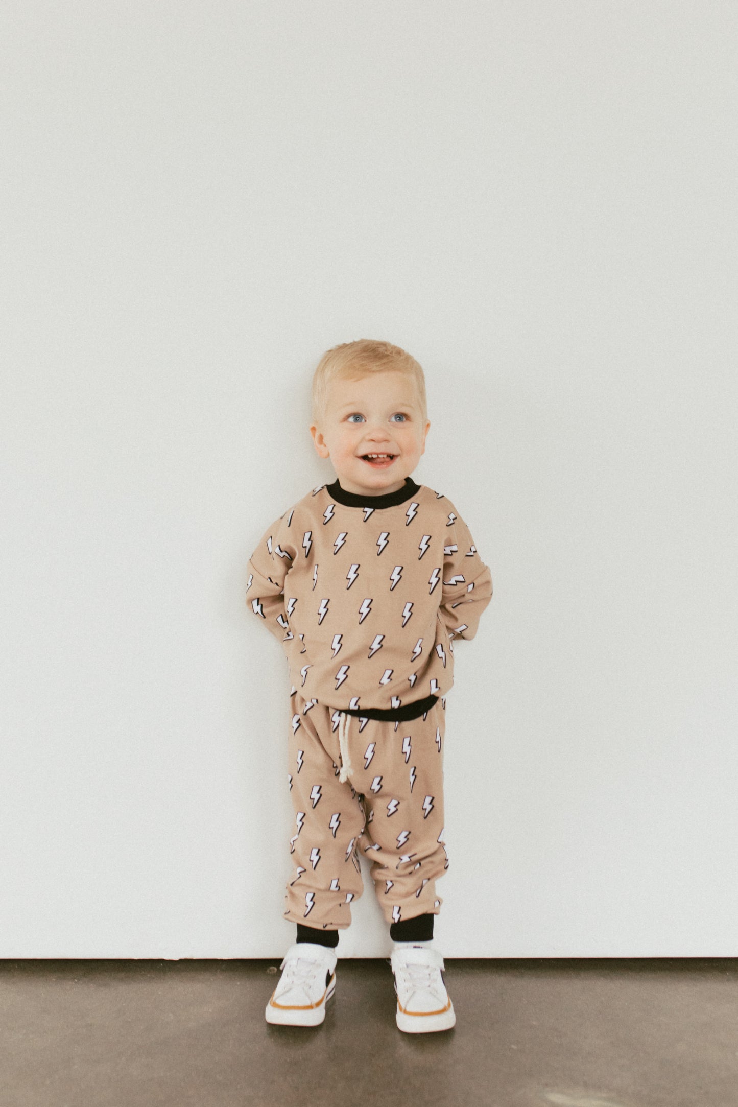 Chasing Jesus Jogger Set | Lightning Bolt