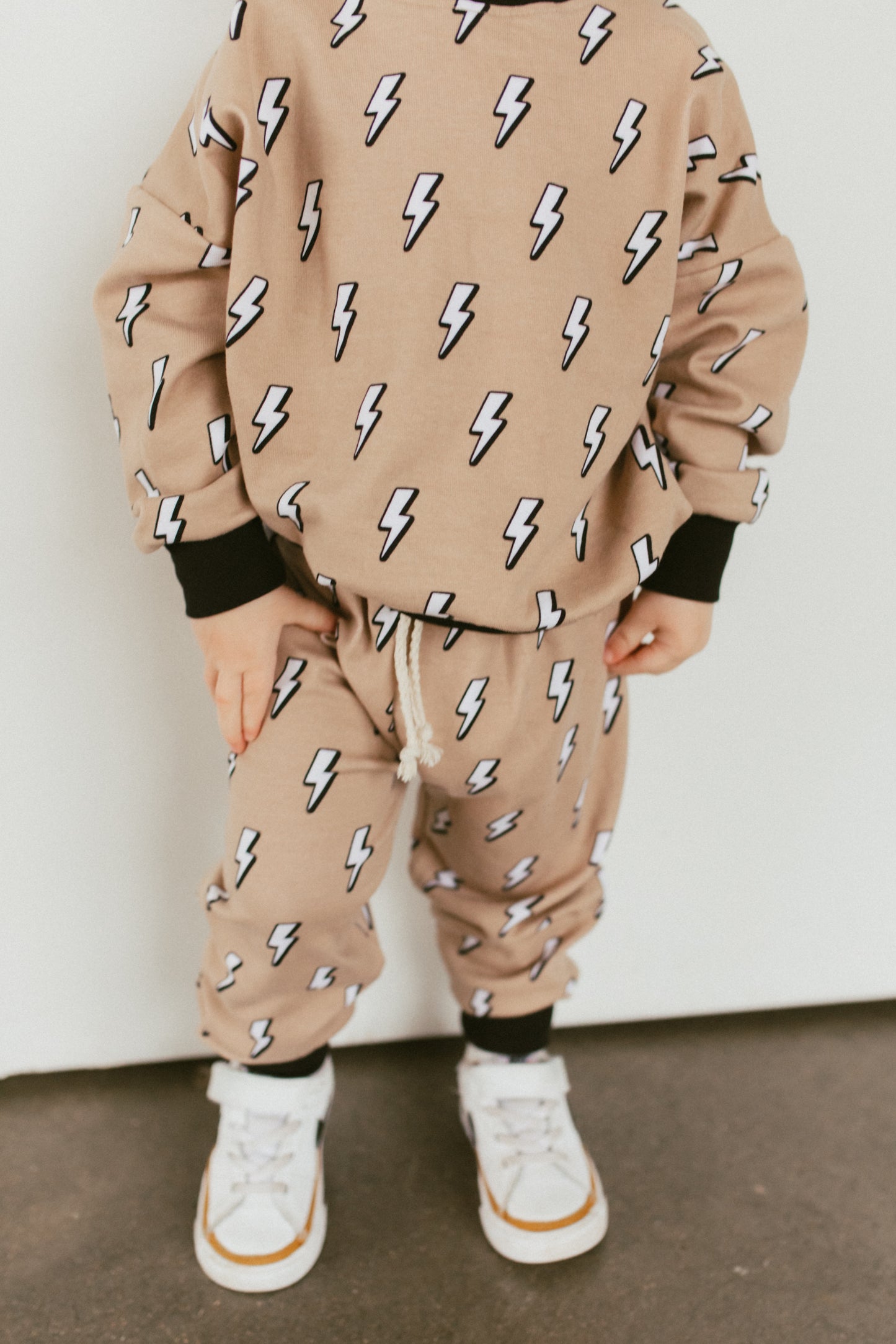 Chasing Jesus Jogger Set | Lightning Bolt